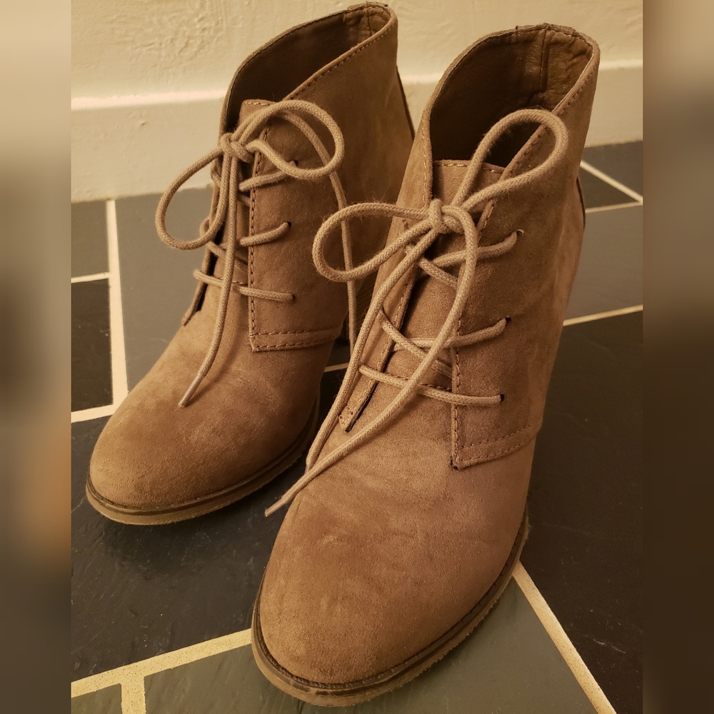 Dolce by Mojo Moxy Ankle Boots